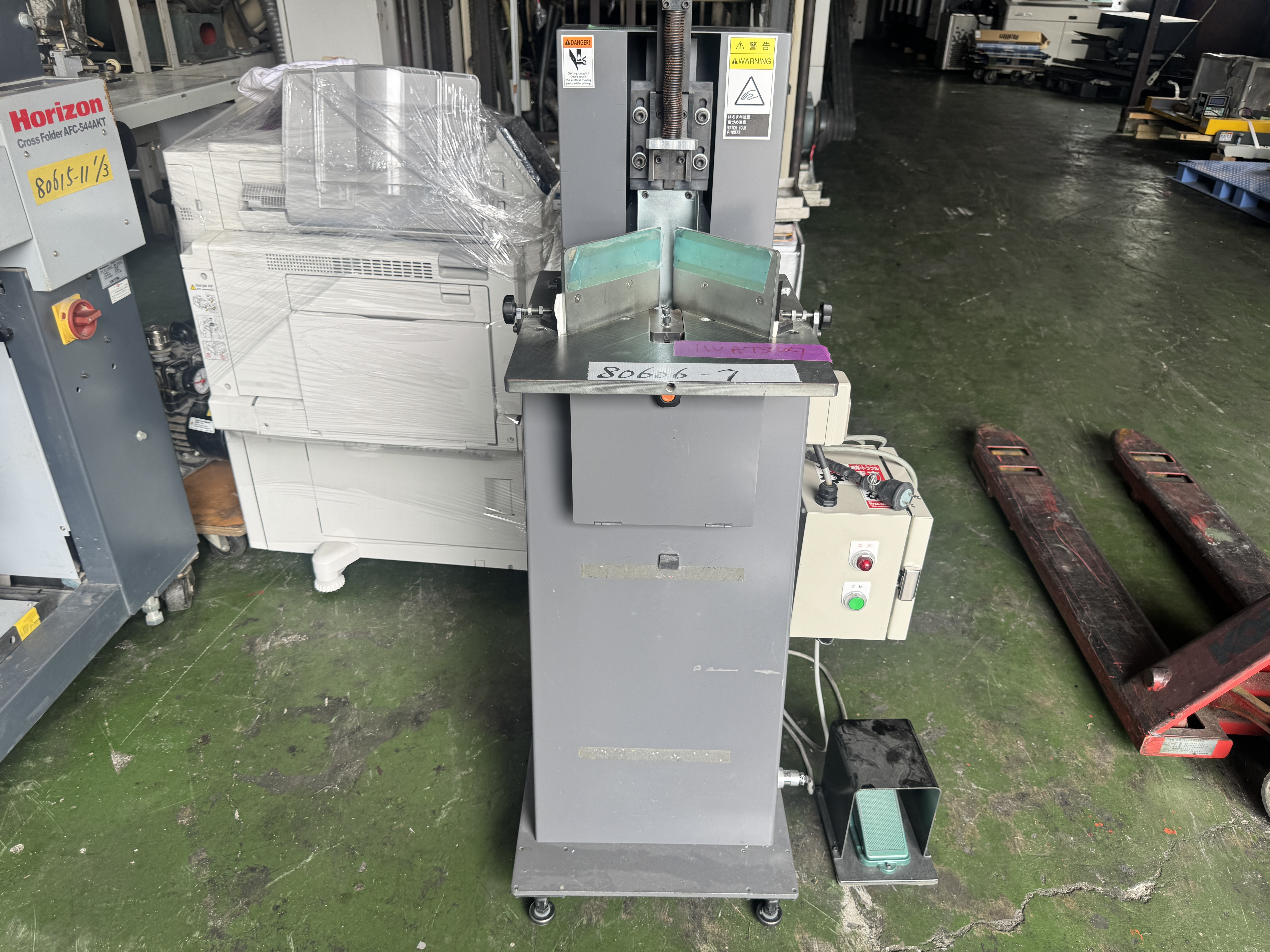 jay-Nagai-Automatic-Corner-Rounding-Machine-unkown-43902.jpg
