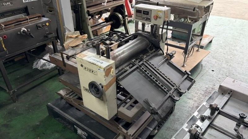 jay-SHOEI-Horizontal-Press-Stacker-unkown-79045.jpg